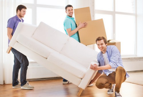 Quotation and moving support for van-based removals