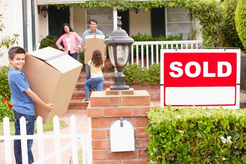 Local moving truck for flat and house moves in Brondesbury